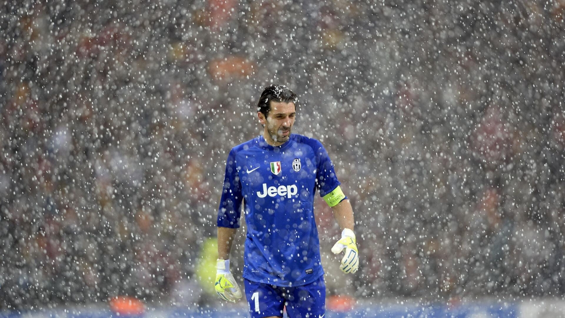 “费尔南多·比亚尔巴的技术突破，使美洲狮队成为全球橄榄球的新力量”